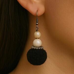 Women's Black and Silver Jewellery